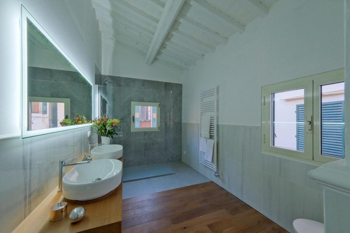 Duomo Exclusive Apartment